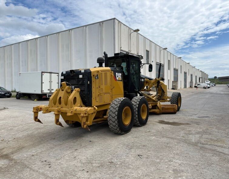 CATERPILLAR  140M3 ***MATRICULADA***